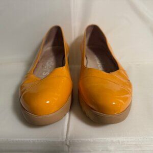 WONDERS WOMEN’S WEDGE SHOES